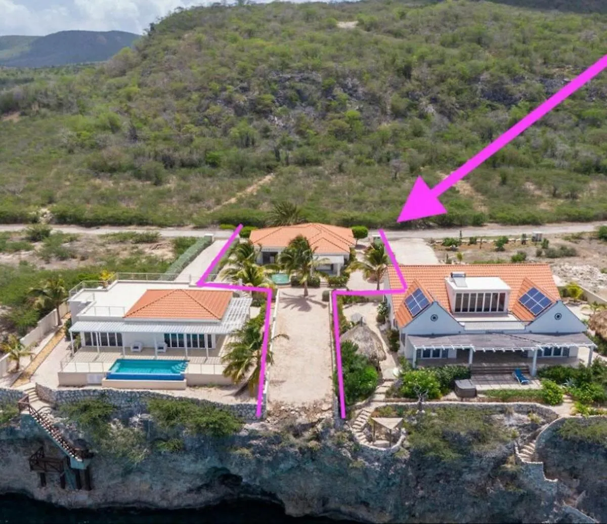 Beautiful Villa On The Sea Lagun 0*,  Curacao