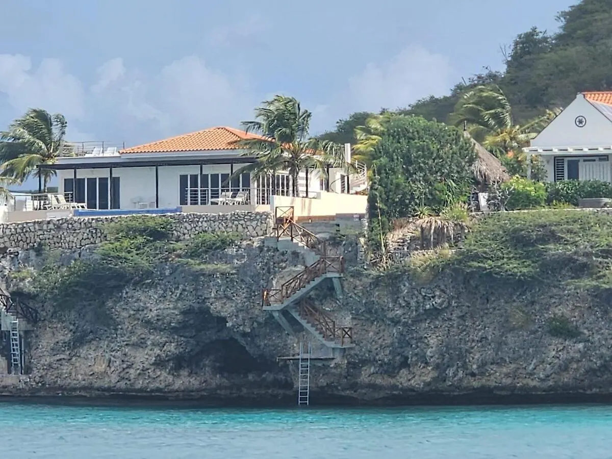 Beautiful Villa On The Sea Lagun Curacao