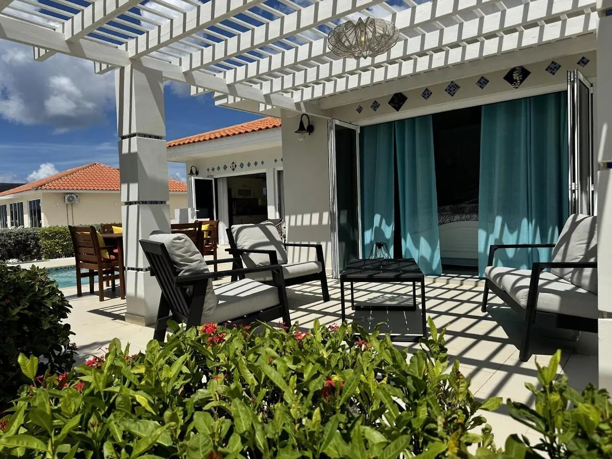 Beautiful Villa On The Sea Lagun