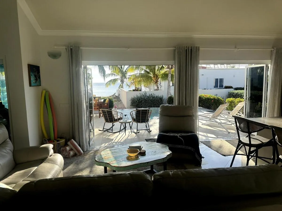 Beautiful Villa On The Sea Lagun 0*,