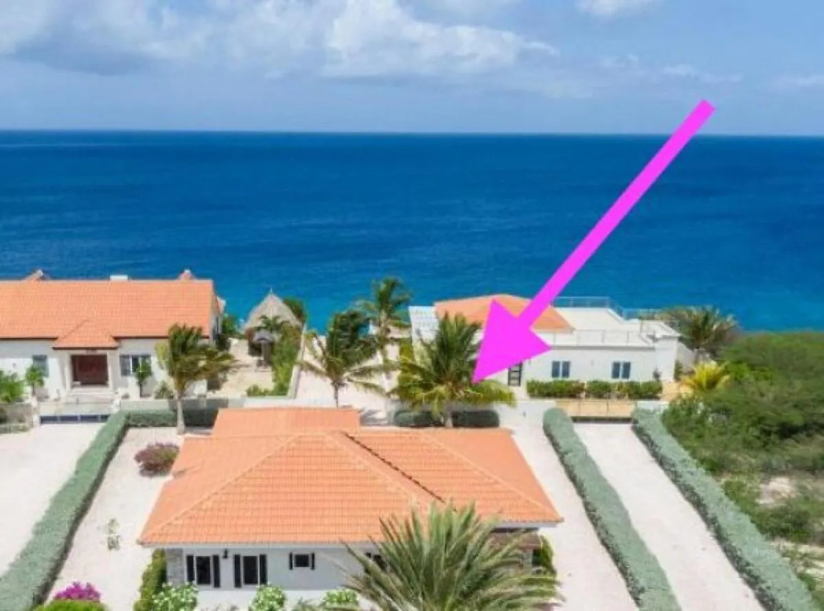Beautiful Villa On The Sea Lagun Curaçao